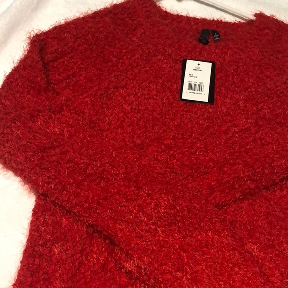Adorable fuzzy sweater super soft (Christmas) - Picture 4 of 4